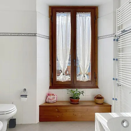Nicotina By Interhome