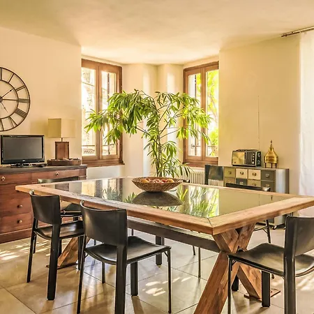Nicotina By Interhome *